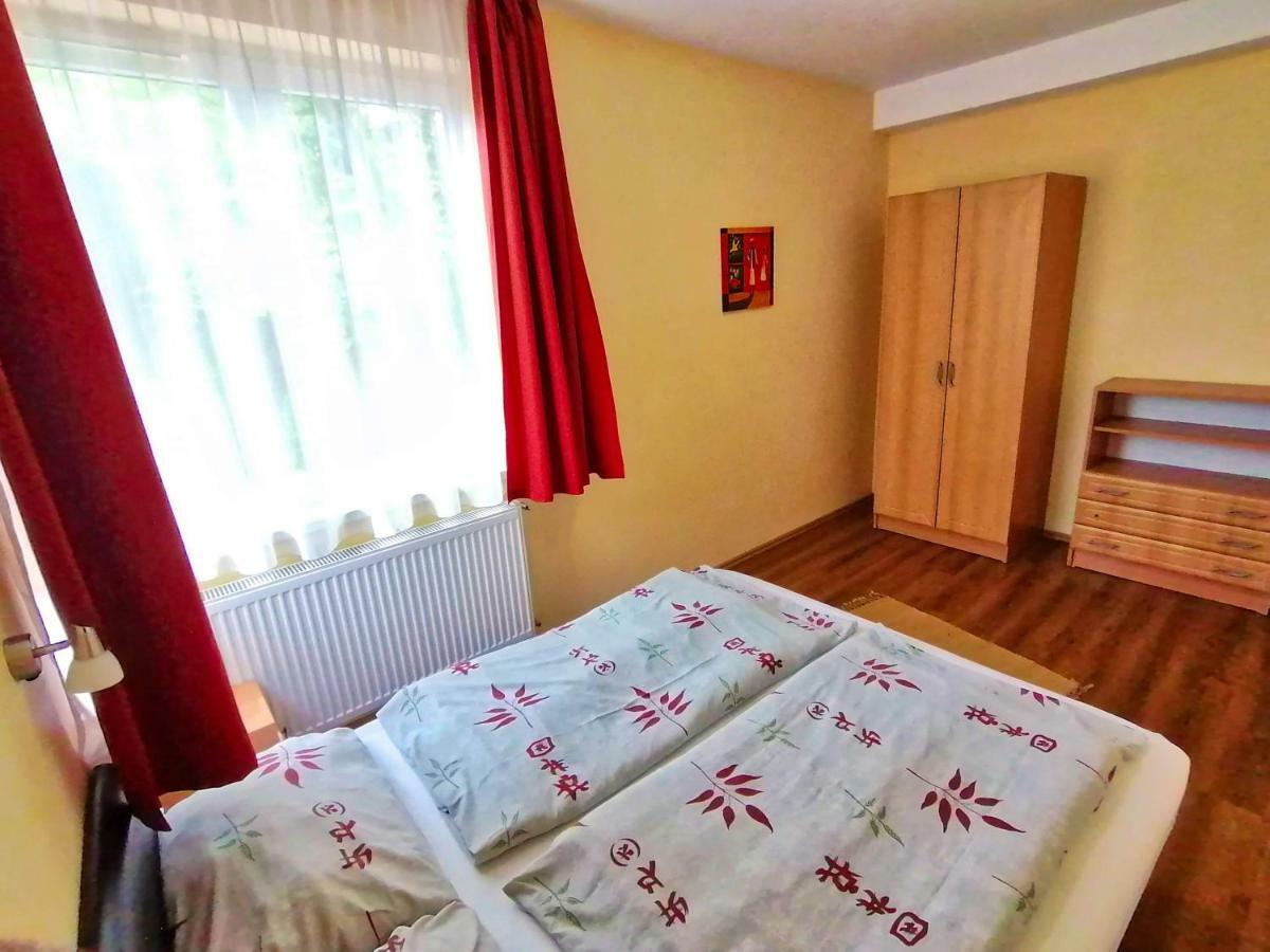 Villa Aida Apartman Hajduszoboszlo Exterior photo
