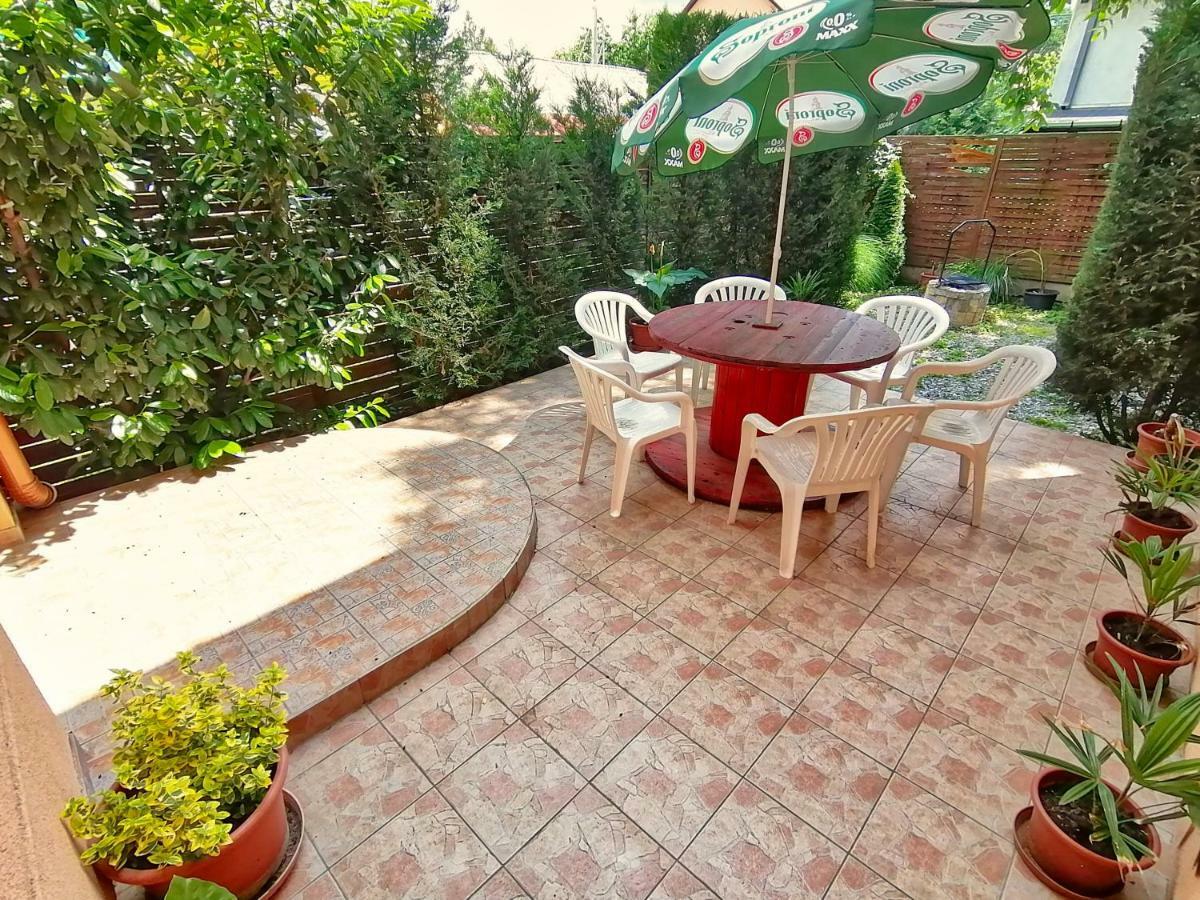 Villa Aida Apartman Hajduszoboszlo Exterior photo